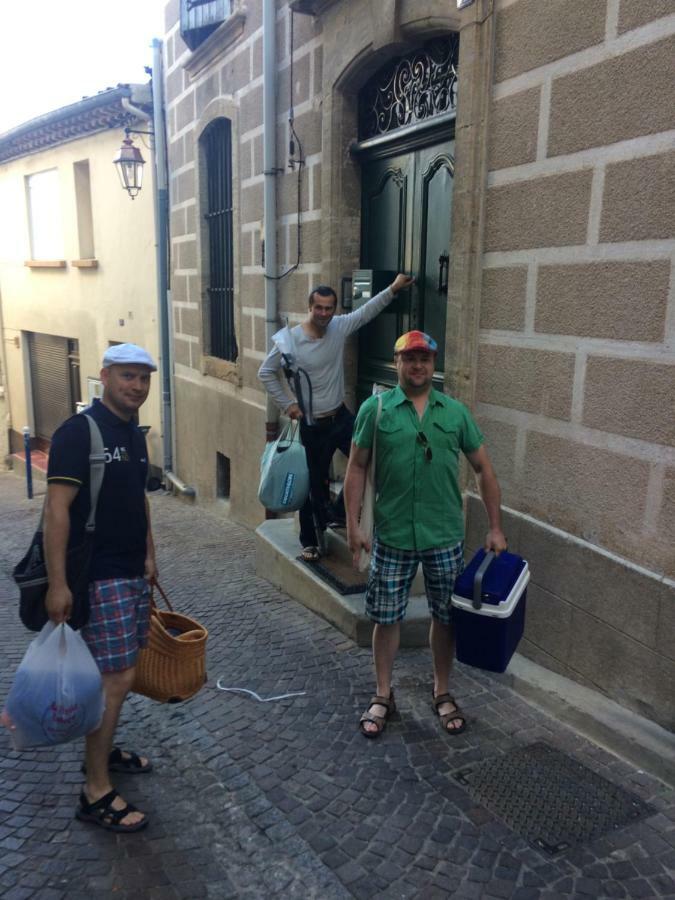 ホテル Chez Les Artistes Servian エクステリア 写真